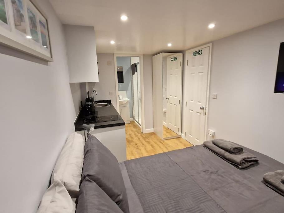 The Snug, Yapton, Arundel, West Sussex Apartment *